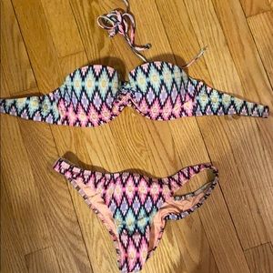 Victoria’s Secret bikini